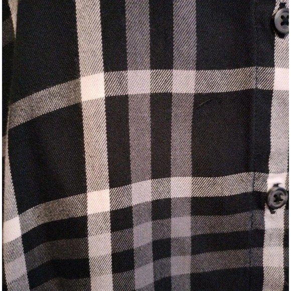 Woolrich Wmns Size XXL Plaid Flannel Shirt Long/Roll Tab Sleeve Black White - Picture 6 of 10
